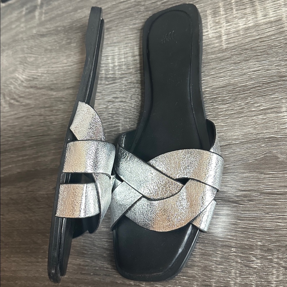 H&M Women's Metallic Silver Sandals - Picture 8 of 8